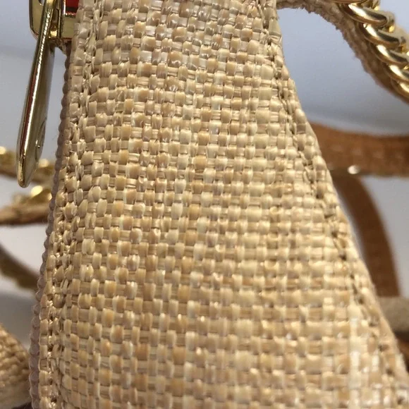 Adrienne Vittadini Sand & Gold Open Toe Back Zip Strappy Heeled Sandals size 9.5 - Picture 12 of 13